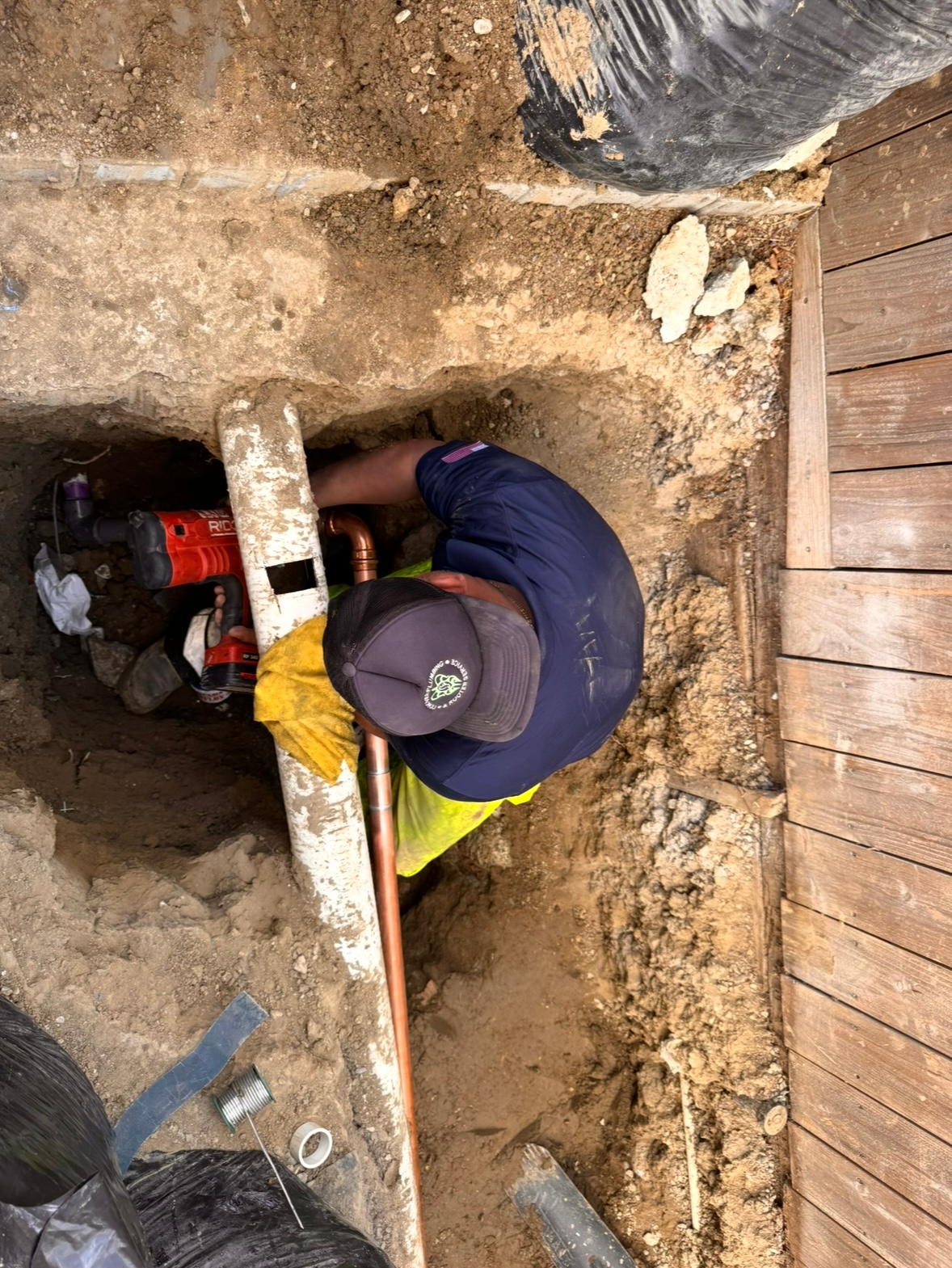 Underground pipe repair